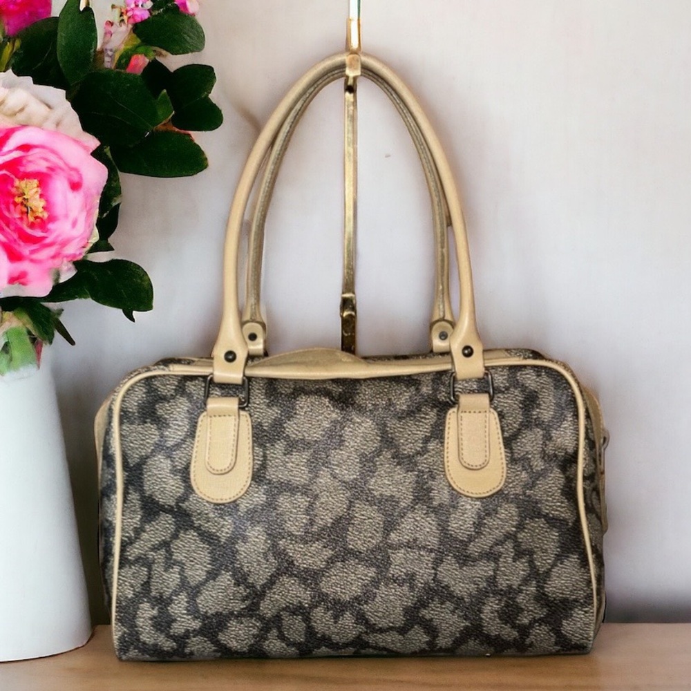 Yves Saint Laurent YSL Medium Shoulder Bag Vintage - Picture 2 of 7